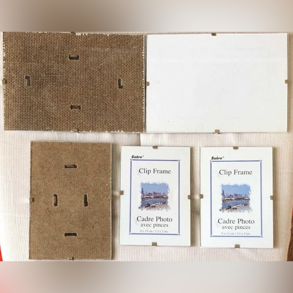 9 Glass Clip Frames